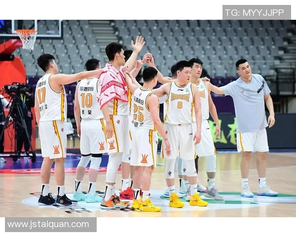 CBA精彩回放辽宁队对阵八一队的激烈对决全程回顾